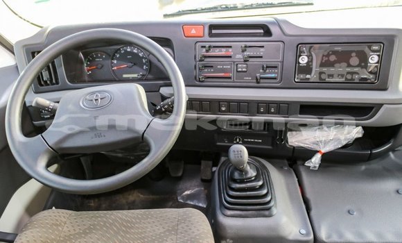 Buy Import Toyota Coaster White Car in Import - Dubai in Aragatsotn Buy Import Toyota Coaster White Car in Import - Dubai in Aragatsotn