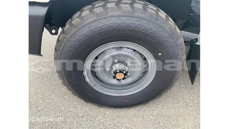 Big with watermark toyota land cruiser aragatsotn import dubai 3092