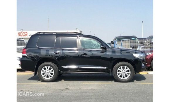Buy Import Toyota Land Cruiser Black Car in Import - Dubai in Aragatsotn Buy Import Toyota Land Cruiser Black Car in Import - Dubai in Aragatsotn
