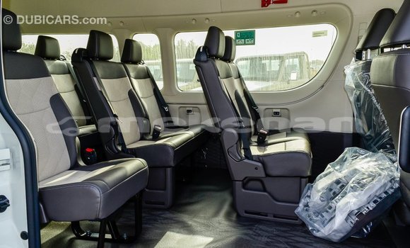 Buy Import Toyota Hiace White Car in Import - Dubai in Aragatsotn Buy Import Toyota Hiace White Car in Import - Dubai in Aragatsotn