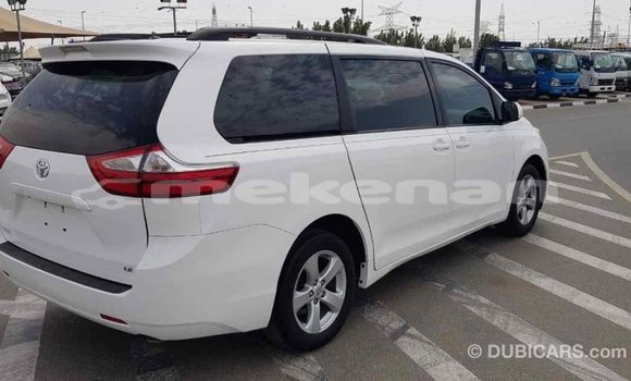 Buy Import Toyota Sienna White Car in Import - Dubai in Aragatsotn Buy Import Toyota Sienna White Car in Import - Dubai in Aragatsotn