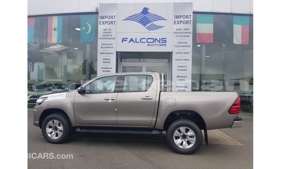 Buy Import Toyota Hilux Other Car in Import - Dubai in Aragatsotn Buy Import Toyota Hilux Other Car in Import - Dubai in Aragatsotn