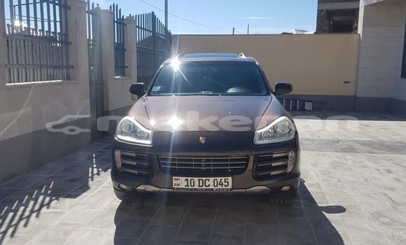 Buy Used Porsche Cayenne Brown Car in Yerevan in Yerevan