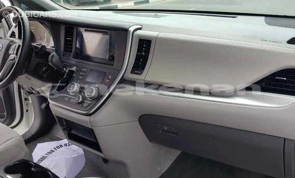 Buy Import Toyota Sienna White Car in Import - Dubai in Aragatsotn Buy Import Toyota Sienna White Car in Import - Dubai in Aragatsotn