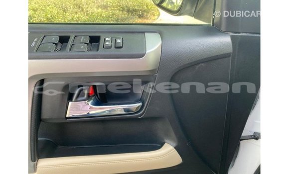 Buy Import Toyota 4Runner White Car in Import - Dubai in Aragatsotn Buy Import Toyota 4Runner White Car in Import - Dubai in Aragatsotn