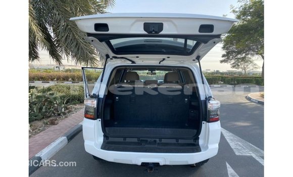 Buy Import Toyota 4Runner White Car in Import - Dubai in Aragatsotn Buy Import Toyota 4Runner White Car in Import - Dubai in Aragatsotn