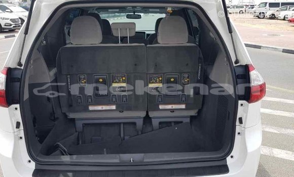 Buy Import Toyota Sienna White Car in Import - Dubai in Aragatsotn Buy Import Toyota Sienna White Car in Import - Dubai in Aragatsotn