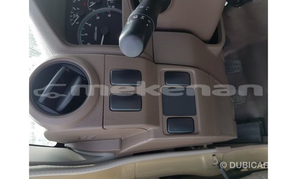 Buy Import Toyota Land Cruiser Beige Car in Import - Dubai in Aragatsotn Buy Import Toyota Land Cruiser Beige Car in Import - Dubai in Aragatsotn