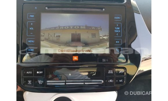 Buy Import Toyota Prius White Car in Import - Dubai in Aragatsotn Buy Import Toyota Prius White Car in Import - Dubai in Aragatsotn