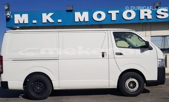 Buy Import Toyota Hiace White Car in Import - Dubai in Aragatsotn Buy Import Toyota Hiace White Car in Import - Dubai in Aragatsotn