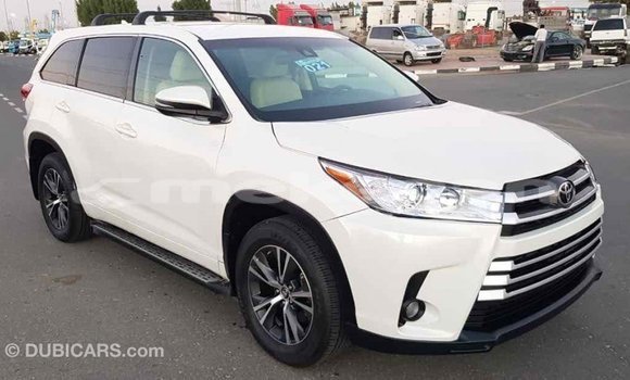 Buy Import Toyota Highlander White Car in Import - Dubai in Aragatsotn Buy Import Toyota Highlander White Car in Import - Dubai in Aragatsotn