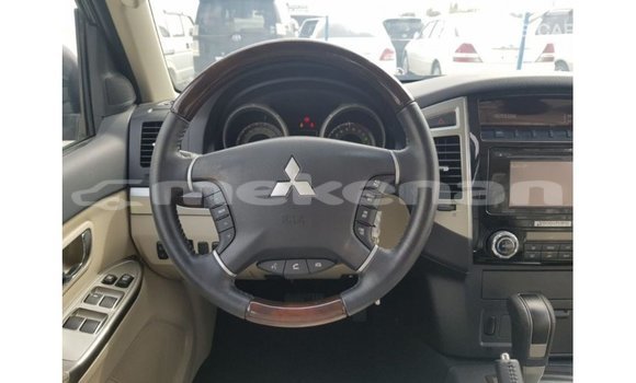 Buy Import Mitsubishi Pajero Red Car in Import - Dubai in Aragatsotn Buy Import Mitsubishi Pajero Red Car in Import - Dubai in Aragatsotn