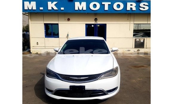 Buy Import Chrysler 200 White Car in Import - Dubai in Aragatsotn