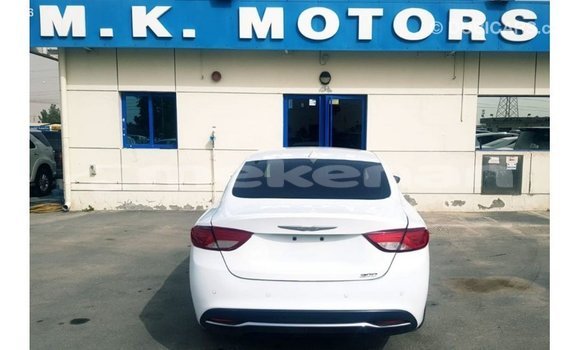 Buy Import Chrysler 200 White Car in Import - Dubai in Aragatsotn Buy Import Chrysler 200 White Car in Import - Dubai in Aragatsotn