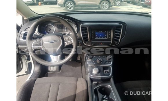 Buy Import Chrysler 200 White Car in Import - Dubai in Aragatsotn Buy Import Chrysler 200 White Car in Import - Dubai in Aragatsotn