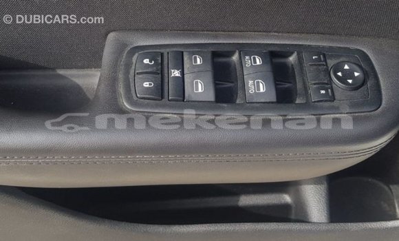 Buy Import Chrysler 200 White Car in Import - Dubai in Aragatsotn Buy Import Chrysler 200 White Car in Import - Dubai in Aragatsotn