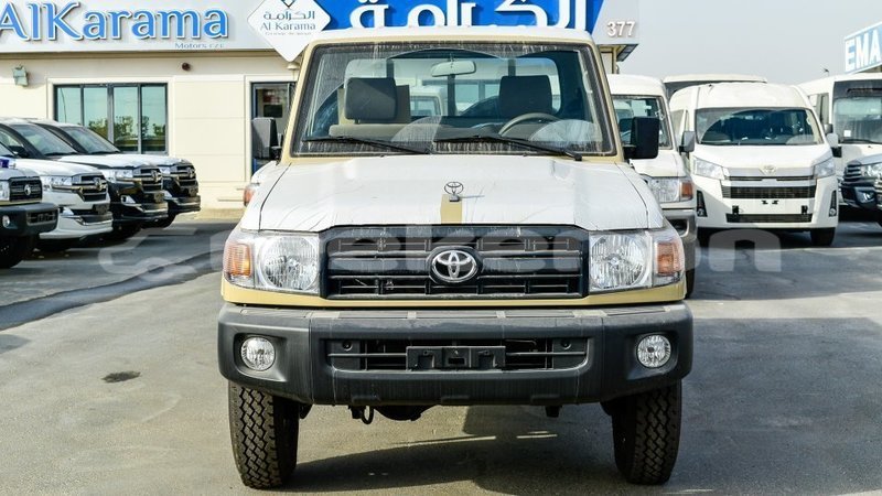 Big with watermark toyota land cruiser aragatsotn import dubai 3148