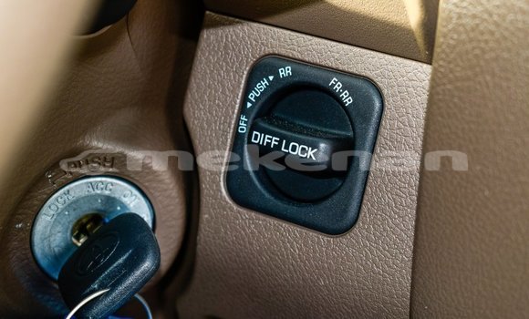 Buy Import Toyota Land Cruiser Beige Car in Import - Dubai in Aragatsotn Buy Import Toyota Land Cruiser Beige Car in Import - Dubai in Aragatsotn