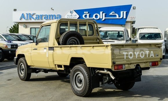 Buy Import Toyota Land Cruiser Beige Car in Import - Dubai in Aragatsotn Buy Import Toyota Land Cruiser Beige Car in Import - Dubai in Aragatsotn