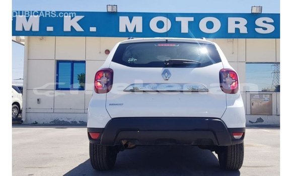 Buy Import Renault 19 White Car in Import - Dubai in Aragatsotn Buy Import Renault 19 White Car in Import - Dubai in Aragatsotn