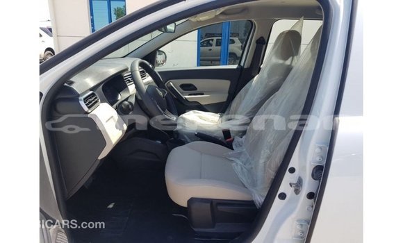 Buy Import Renault 19 White Car in Import - Dubai in Aragatsotn Buy Import Renault 19 White Car in Import - Dubai in Aragatsotn