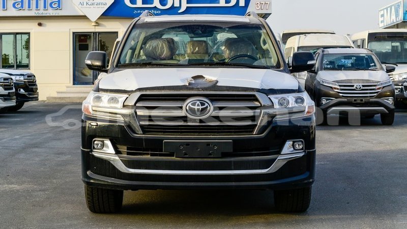 Big with watermark toyota land cruiser aragatsotn import dubai 3155