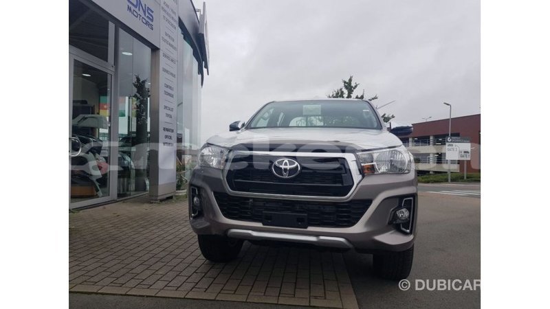 Big with watermark toyota hilux aragatsotn import dubai 3157