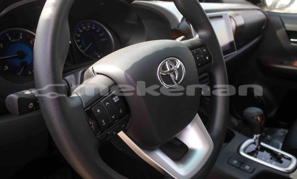 Buy Import Toyota Hilux White Car in Import - Dubai in Aragatsotn Buy Import Toyota Hilux White Car in Import - Dubai in Aragatsotn