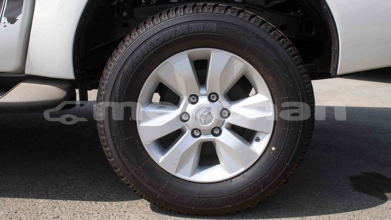 Big with watermark toyota hilux aragatsotn import dubai 3158