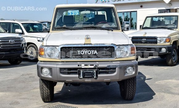 Buy Import Toyota Land Cruiser Beige Car in Import - Dubai in Aragatsotn Buy Import Toyota Land Cruiser Beige Car in Import - Dubai in Aragatsotn