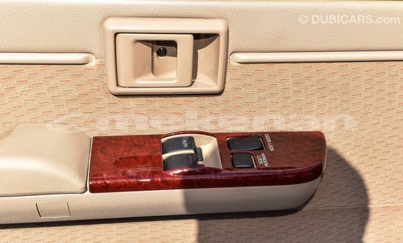Buy Import Toyota Land Cruiser Beige Car in Import - Dubai in Aragatsotn Buy Import Toyota Land Cruiser Beige Car in Import - Dubai in Aragatsotn