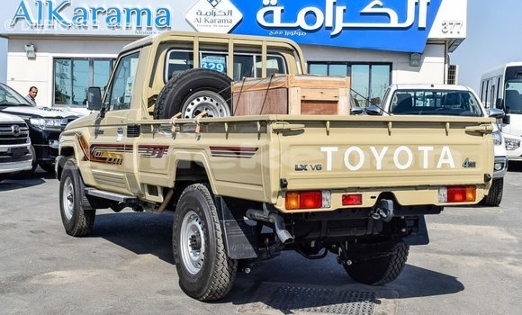 Buy Import Toyota Land Cruiser Beige Car in Import - Dubai in Aragatsotn Buy Import Toyota Land Cruiser Beige Car in Import - Dubai in Aragatsotn
