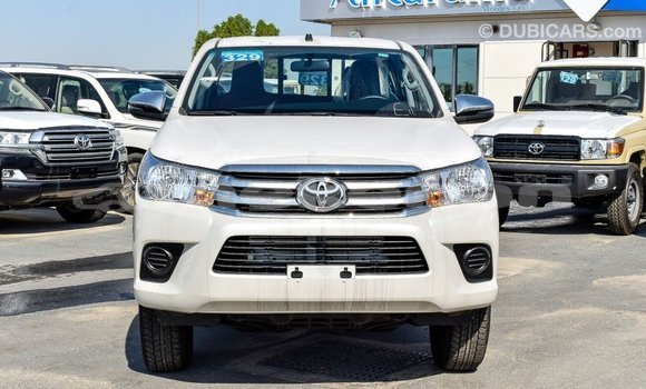 Buy Import Toyota Hilux White Car in Import - Dubai in Aragatsotn Buy Import Toyota Hilux White Car in Import - Dubai in Aragatsotn