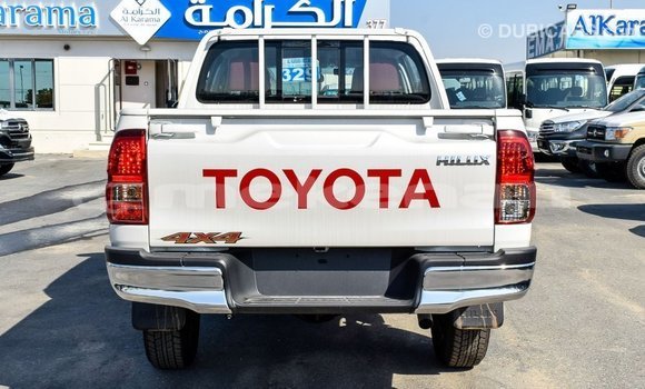 Buy Import Toyota Hilux White Car in Import - Dubai in Aragatsotn Buy Import Toyota Hilux White Car in Import - Dubai in Aragatsotn