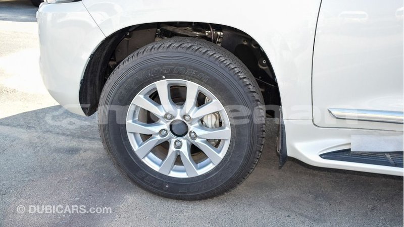 Big with watermark toyota land cruiser aragatsotn import dubai 3173