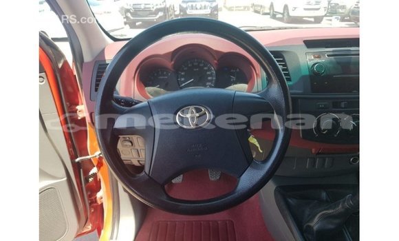 Buy Import Toyota Hilux Red Car in Import - Dubai in Aragatsotn Buy Import Toyota Hilux Red Car in Import - Dubai in Aragatsotn
