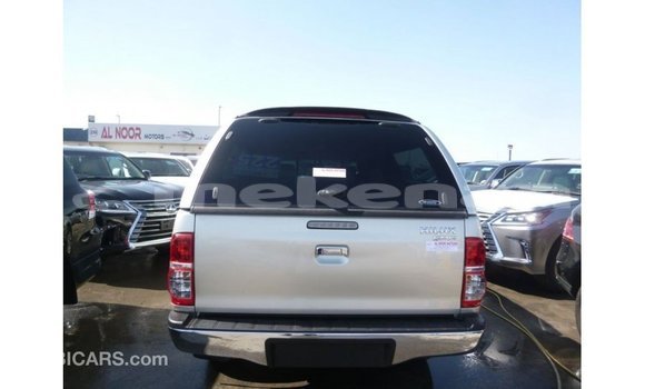 Buy Import Toyota Hilux Other Car in Import - Dubai in Aragatsotn Buy Import Toyota Hilux Other Car in Import - Dubai in Aragatsotn