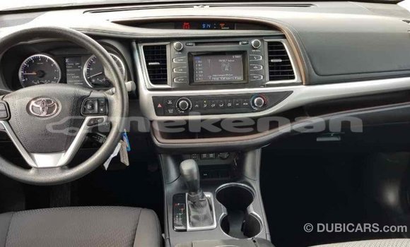 Buy Import Toyota Highlander Brown Car in Import - Dubai in Aragatsotn Buy Import Toyota Highlander Brown Car in Import - Dubai in Aragatsotn