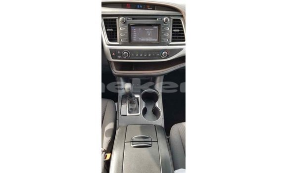 Buy Import Toyota Highlander Brown Car in Import - Dubai in Aragatsotn Buy Import Toyota Highlander Brown Car in Import - Dubai in Aragatsotn