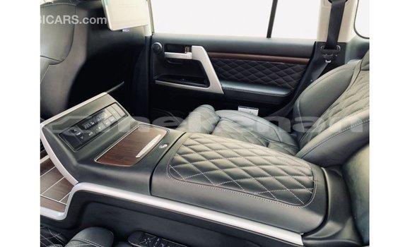 Buy Import Toyota Land Cruiser Black Car in Import - Dubai in Aragatsotn Buy Import Toyota Land Cruiser Black Car in Import - Dubai in Aragatsotn