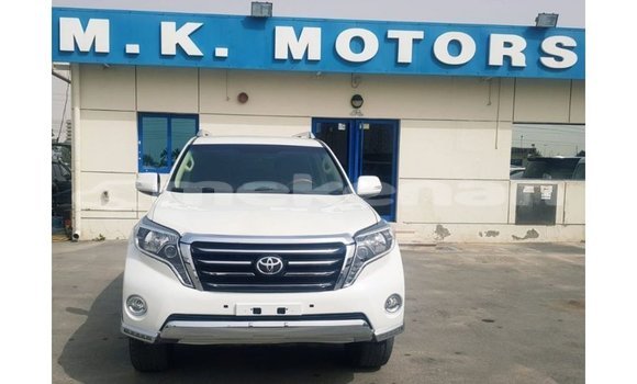 Buy Import Toyota Land Cruiser White Car in Import - Dubai in Aragatsotn Buy Import Toyota Land Cruiser White Car in Import - Dubai in Aragatsotn