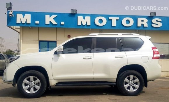 Buy Import Toyota Land Cruiser White Car in Import - Dubai in Aragatsotn Buy Import Toyota Land Cruiser White Car in Import - Dubai in Aragatsotn