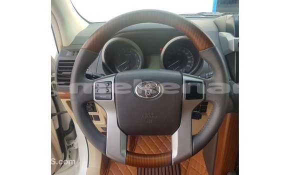 Buy Import Toyota Land Cruiser White Car in Import - Dubai in Aragatsotn Buy Import Toyota Land Cruiser White Car in Import - Dubai in Aragatsotn