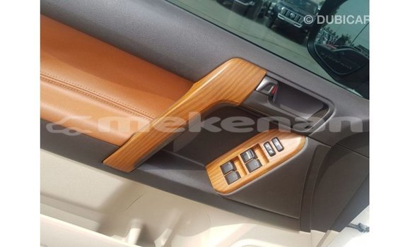 Buy Import Toyota Land Cruiser White Car in Import - Dubai in Aragatsotn Buy Import Toyota Land Cruiser White Car in Import - Dubai in Aragatsotn