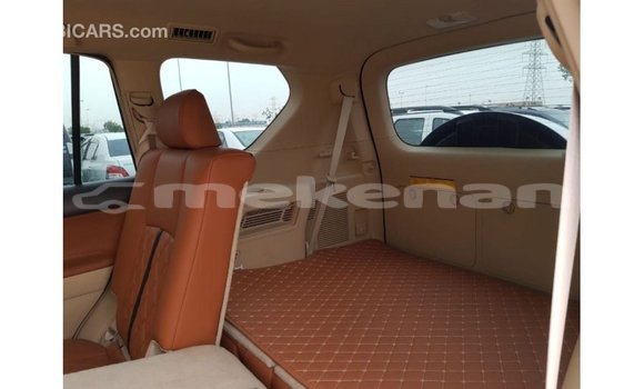 Buy Import Toyota Prado White Car in Import - Dubai in Aragatsotn Buy Import Toyota Prado White Car in Import - Dubai in Aragatsotn