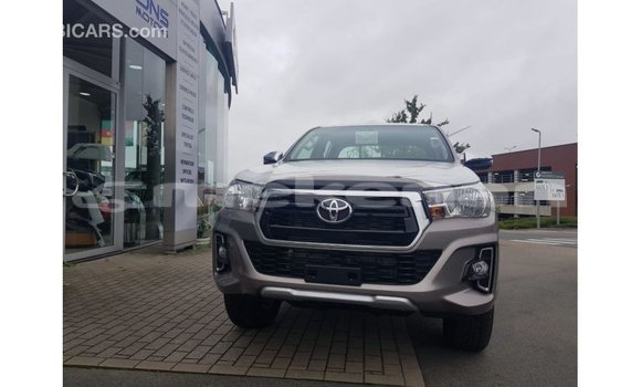 Buy Import Toyota Hilux Other Car in Import - Dubai in Aragatsotn Buy Import Toyota Hilux Other Car in Import - Dubai in Aragatsotn