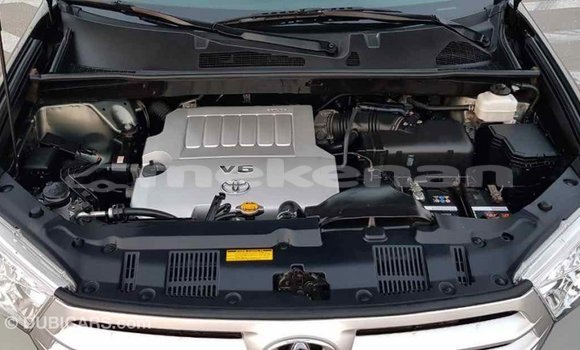 Buy Import Toyota Highlander Green Car in Import - Dubai in Aragatsotn Buy Import Toyota Highlander Green Car in Import - Dubai in Aragatsotn