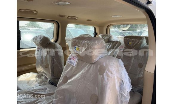 Buy Import Hyundai Chorus White Truck in Import - Dubai in Aragatsotn Buy Import Hyundai Chorus White Truck in Import - Dubai in Aragatsotn