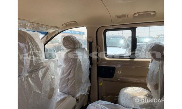 Buy Import Hyundai Chorus White Truck in Import - Dubai in Aragatsotn Buy Import Hyundai Chorus White Truck in Import - Dubai in Aragatsotn