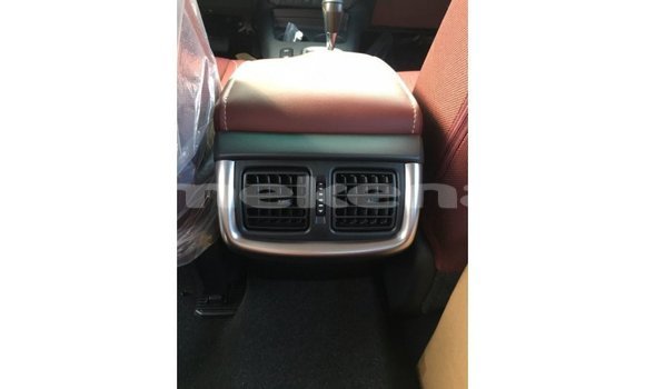 Buy Import Toyota Hilux White Car in Import - Dubai in Aragatsotn Buy Import Toyota Hilux White Car in Import - Dubai in Aragatsotn